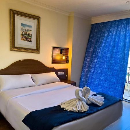 Hotel Portofino By Insidehome Ampuriabrava Exterior foto