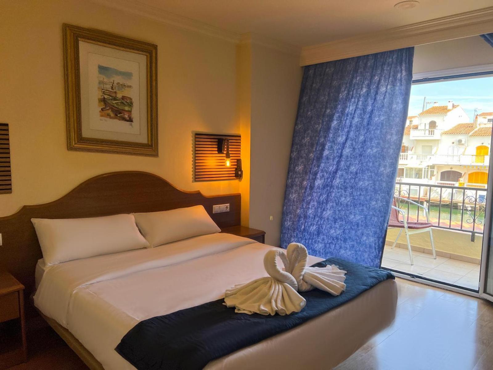 Hotel Portofino By Insidehome Ampuriabrava Exterior foto